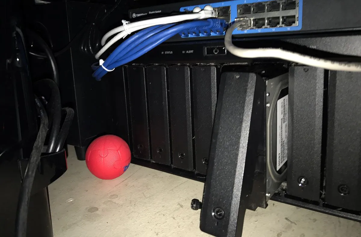 Expanding Storage on Synology DS1815+