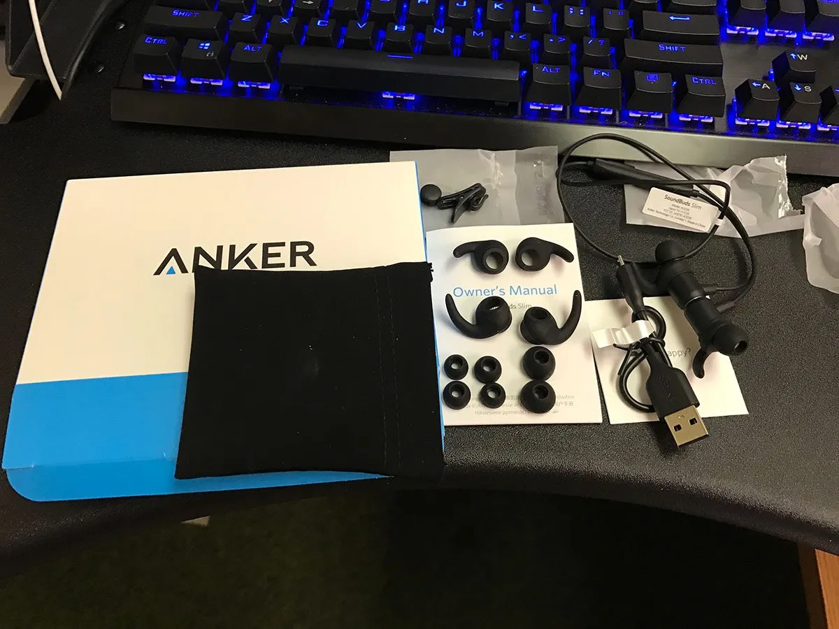 anker_soundbuds_box_content