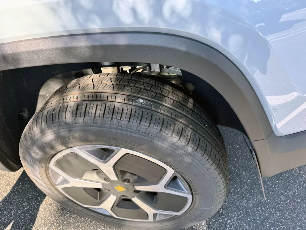 Pirelli tire with puncture