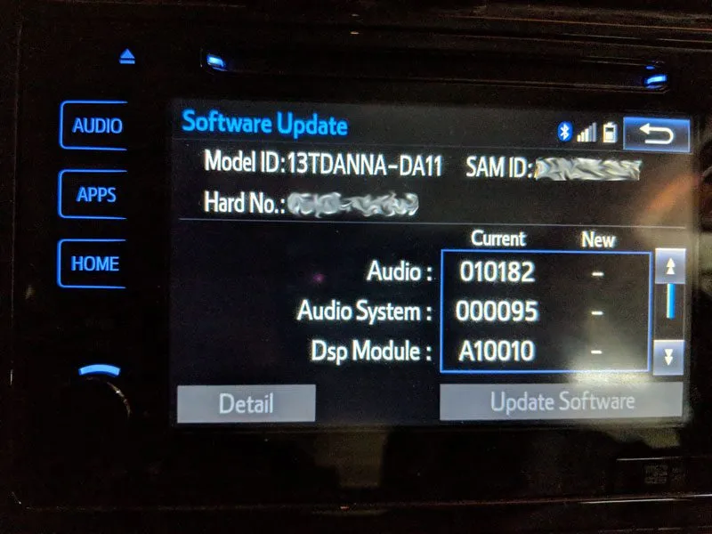 2016_prius_old_software.jpg