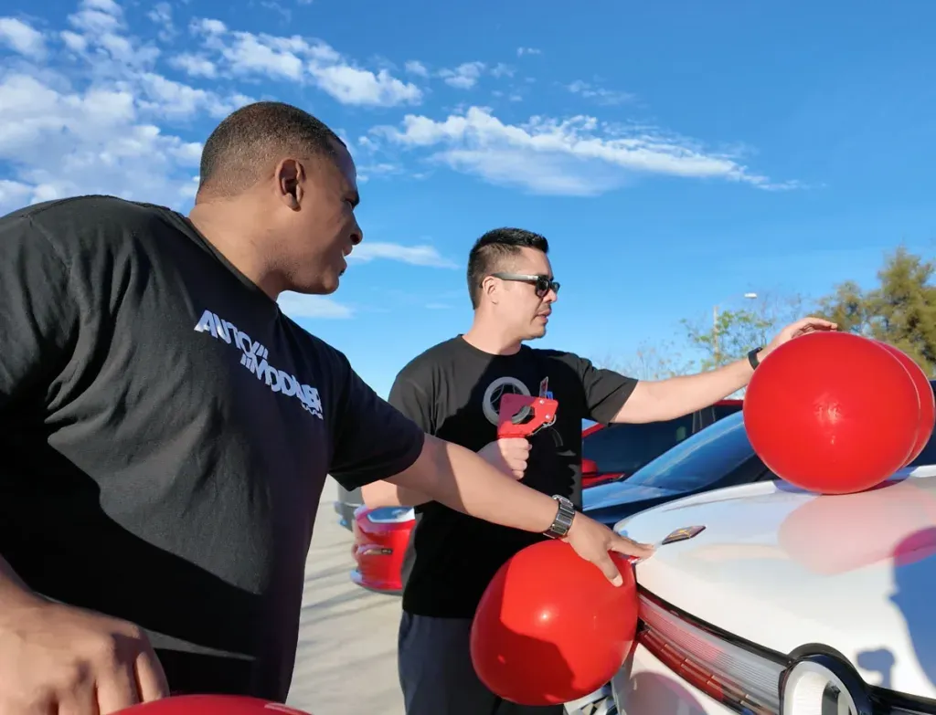 KobraToldYa and ButterEV with balloons