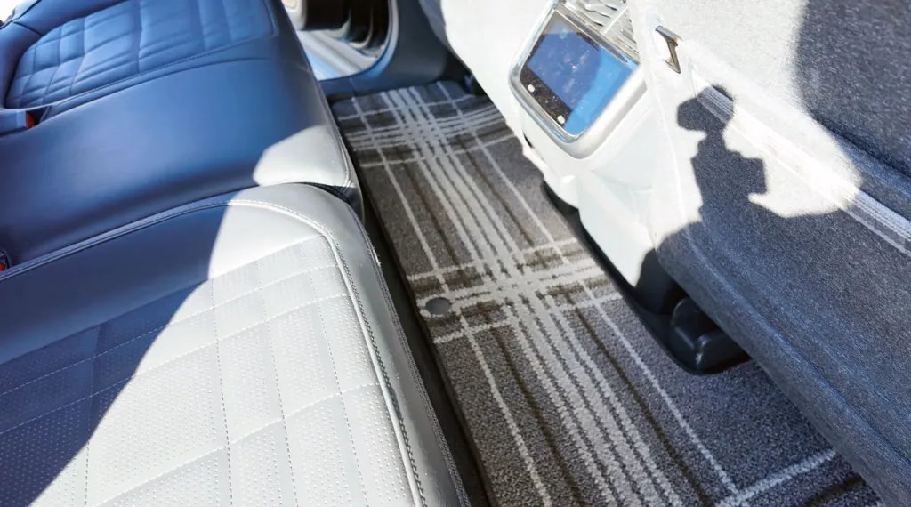 Gen 2 tri-motor interior cross pattern