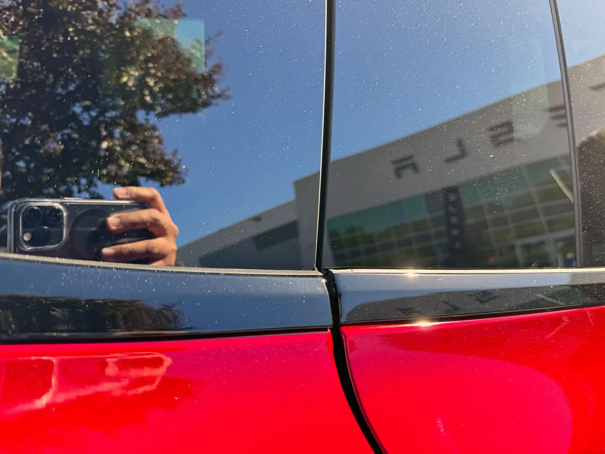 Model X Plaid misalignment