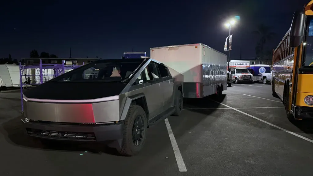 Cybertruck towing