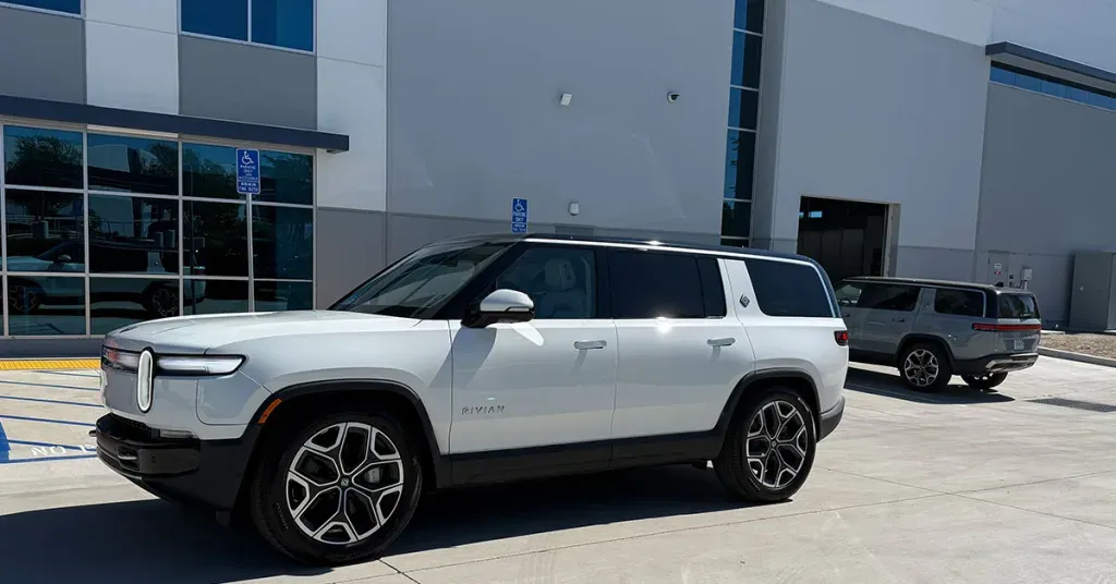 R1S in front of Rivian