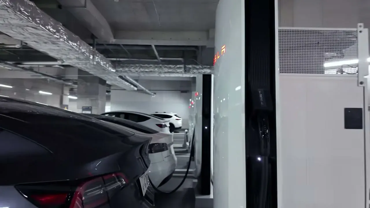Tesla pylon and V3 cables at the Takanawa Gateway underground Supercharger